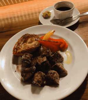 SYNTHブログを更新しました（堂島グルメレポート番外編～絶品のお肉を味わえるビストロ「CarneSio West」～）