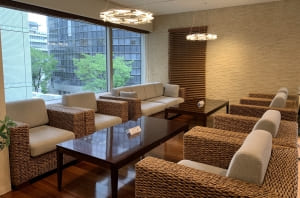 【SYNTH(シンス)インターン生ブログ】を更新しました。＃3　～SYNTHにあるチェアについて～