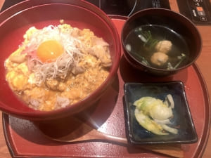 【SYNTH(シンス)堂島ブログ】更新しました。グルメレポートVol.47★絶品ふわとろ親子丼★