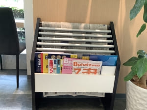 【SYNTH（シンス）北浜ブログ】を更新しました！ビジネスラウンジの新聞ラックにご注目！