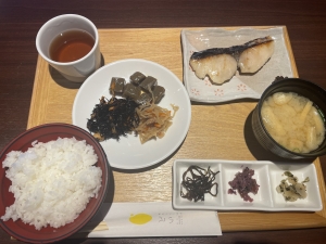 ブログ更新しました【SYNTH(シンス)メッシュ京都四条烏丸ブログ】四条烏丸グルメレポートVol.4～周辺のランチをご紹介♪～