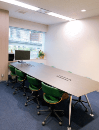 【SYNTH(シンス)堂島ブログ】を更新しました(Web会議や面接にも対応可!~会議室のご紹介~)