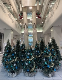 【SYNTH(シンス)西梅田ブリーゼタワーブログ】クリスマス仕様のブリーゼブリーゼのご紹介！