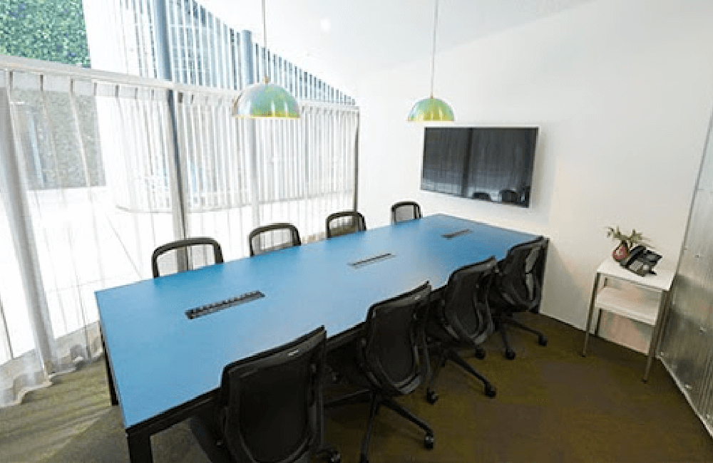 西梅田ブリーゼタワー店